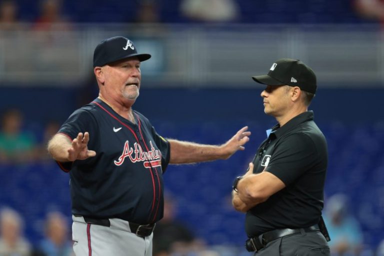 Longtime Braves manager leaving dugout for advisory role
