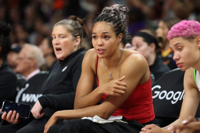 Collier warns WNBA players can’t back down in CBA fight