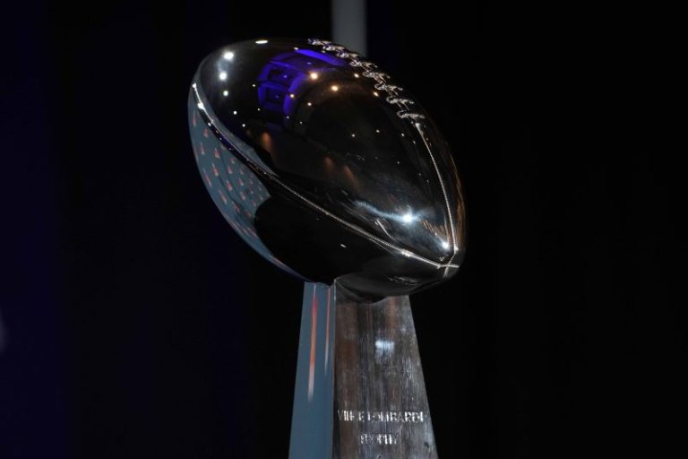 Our NFL insider’s playoff predictions ahead of Week 15