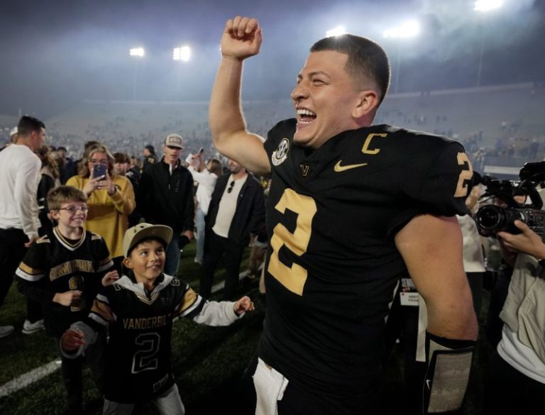 Vanderbilt’s Clark Lea makes Heisman Trophy case for Diego Pavia