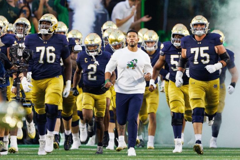 Snubbed: Notre Dame, BYU lead deserving teams left out of CFP
