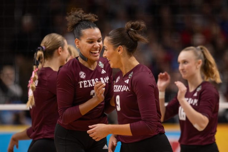 Texas A&M’s motto powers Aggies to NCAA title match
