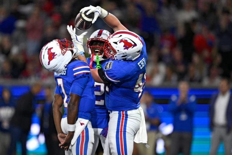 Arizona vs SMU live score, Holiday Bowl updates, stats