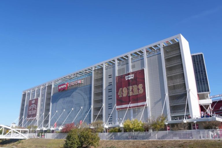 Explaining the Super Bowl logo conspiracy