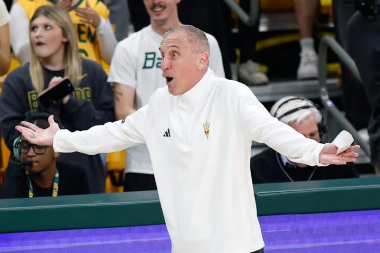 Arizona State coach Bobby Hurley falls to floor during dustup vs TCU